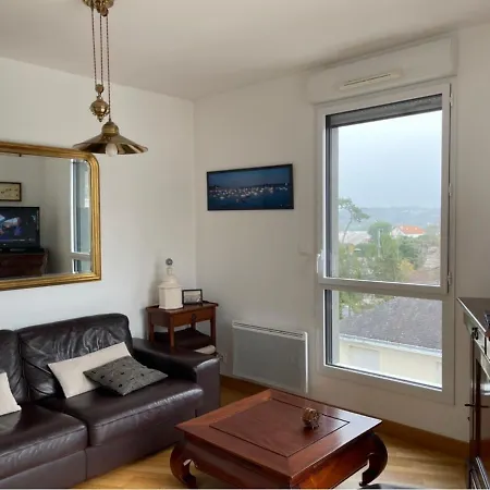 Le Rev Apartment *
